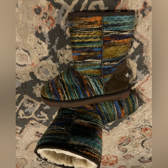 Lamo Multicolor Striped Boots - Picture 1 of 2